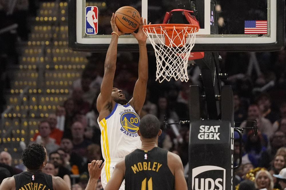 收入囊中 收入囊中