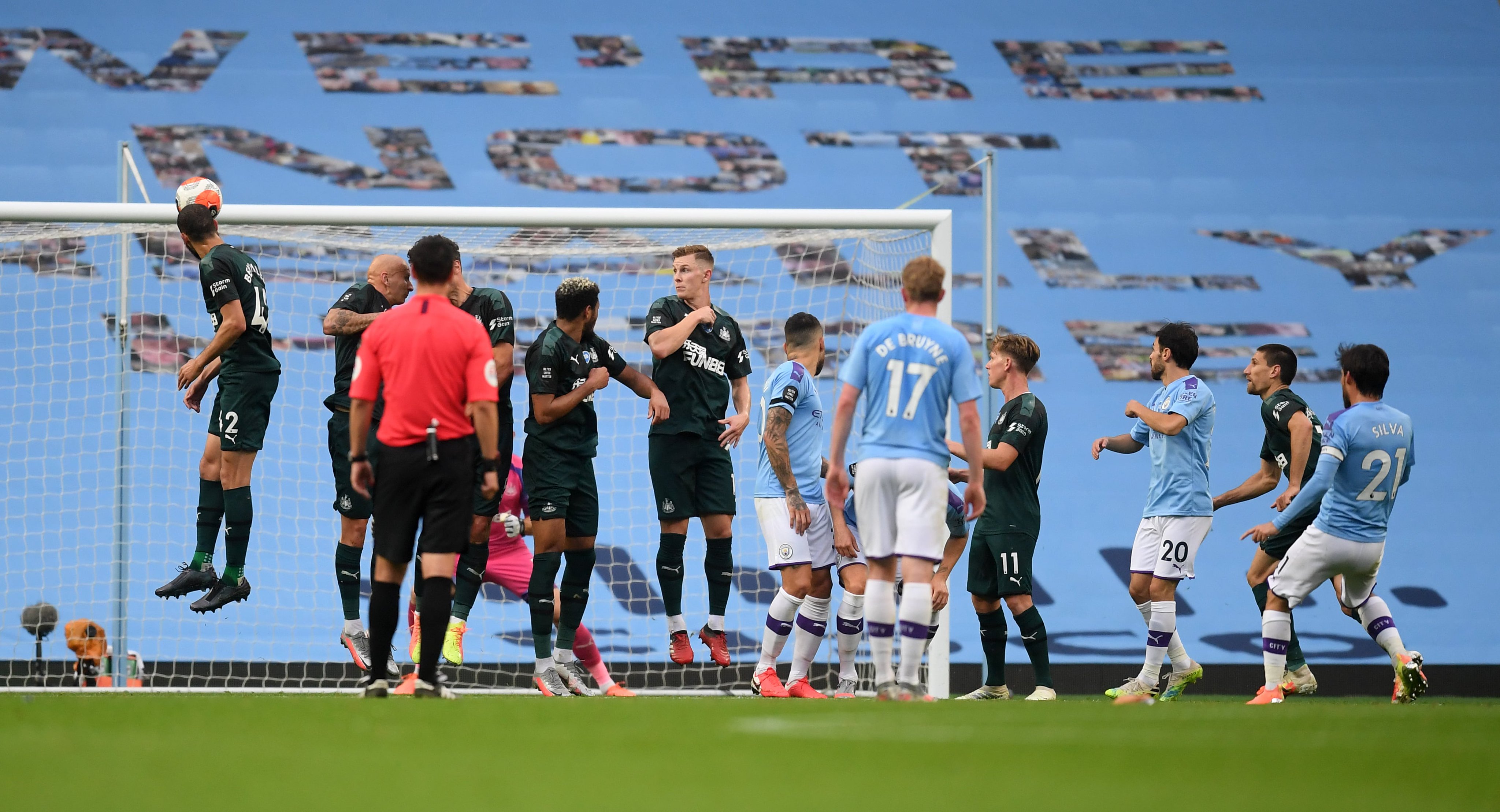 也表现出了 也表现出了