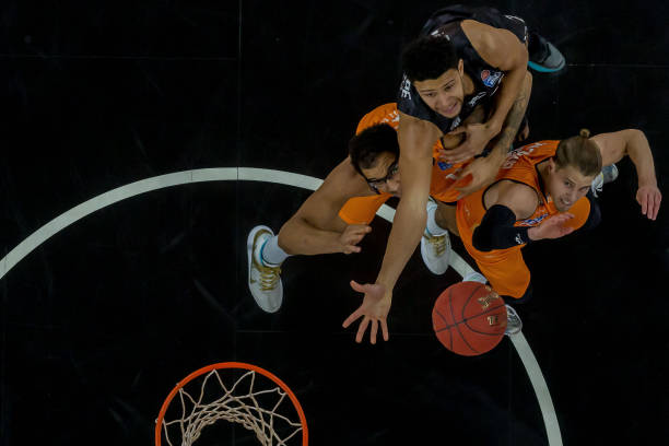 批观众和评 批观众和评