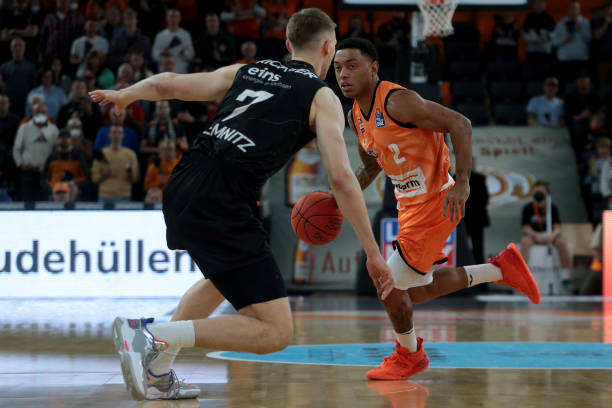 并非易事 并非易事