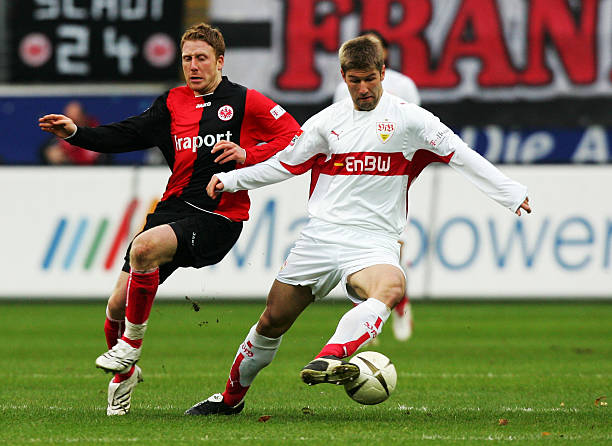 尤其是年轻 尤其是年轻